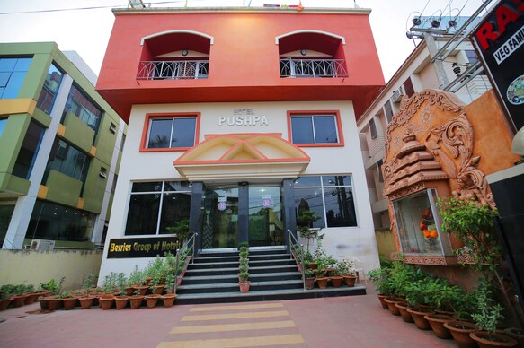 Hotel Pushpa (Berries Group of Hotels)