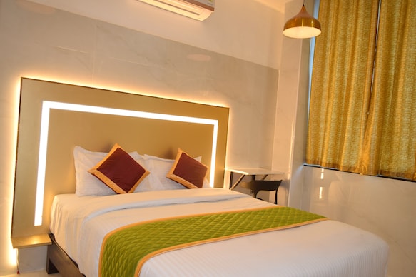 M Grand Stay