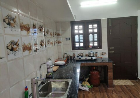 Marayoor Pavithra Cottage