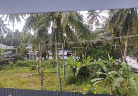 Thrikarthika Apartment | 2BHK near Guruvayur Temple