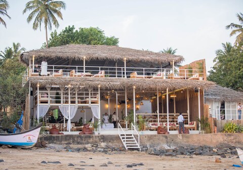 Sea View Private Swimming Pool with Luxury Chalet