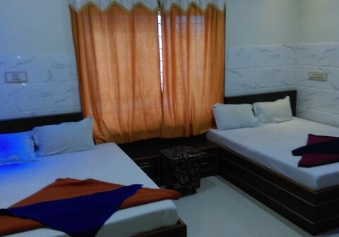 Sri Ganesha Lodge - Hirisave, Channarayapatna