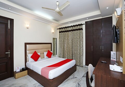 Hotel O South Paradise