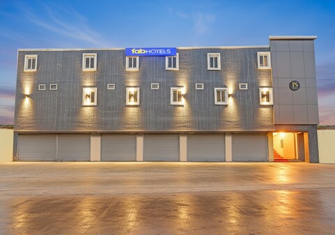 FabHotel Sunrise Warangal Junction