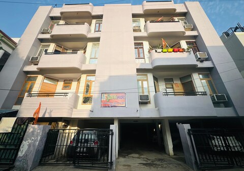 Jaintlemen's Apartment