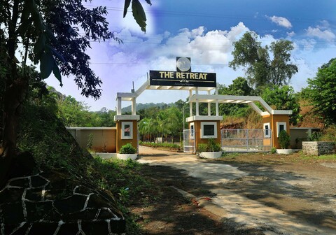 The Retreat Service Apartments