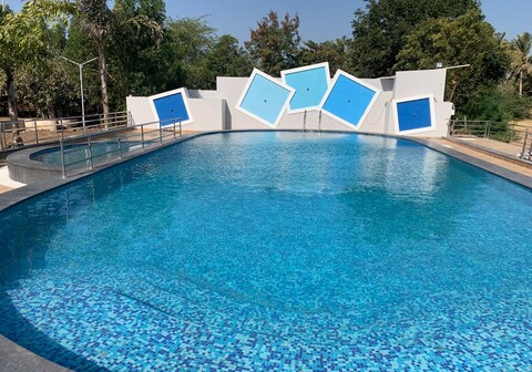 Shree Ramkrupa Party Plot & Resort