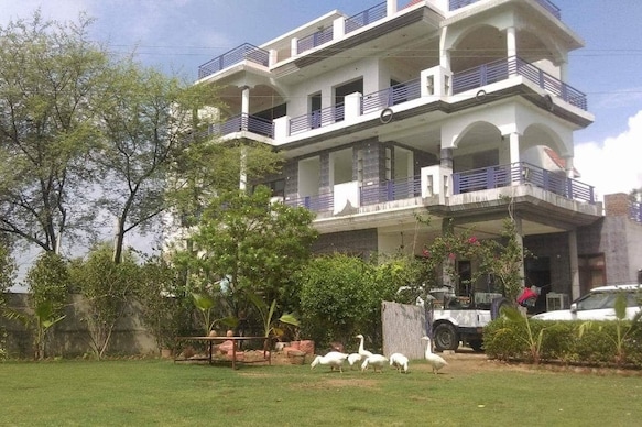 Ibis House Farm Stay