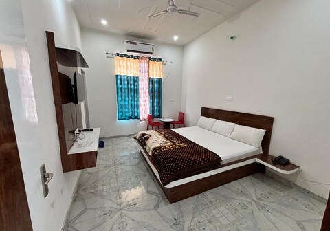 Shiva Resort