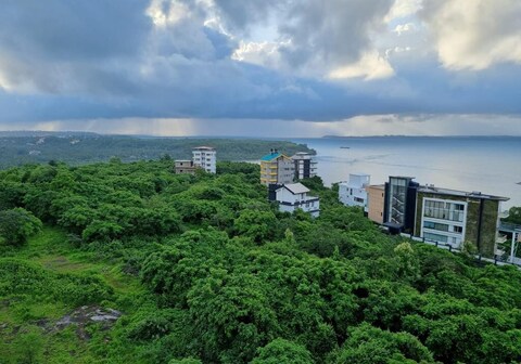 2bhk Sky water Sea Facing Apt Dabolim Goa