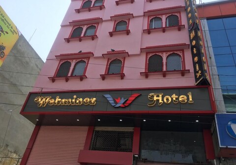 Hotel Webminez