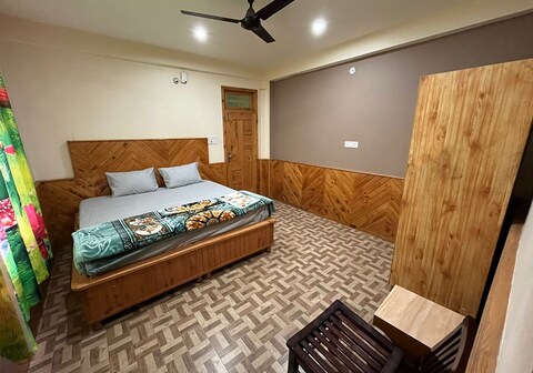 Devdaar valley view | Rooms n Restaurant