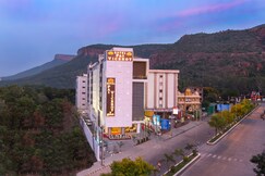 Pai Viceroy, Tirupati Pai Viceroy, Tirupati