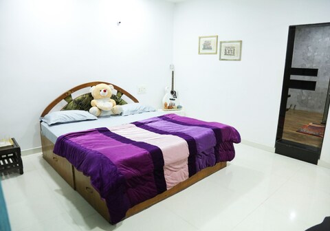 luxurious 1bedroom Penthouse