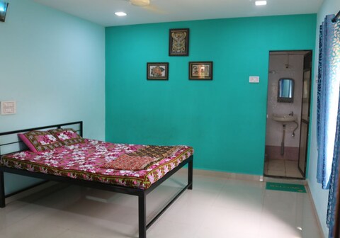 Athaang Beach Resort | Rooms & Restaurant