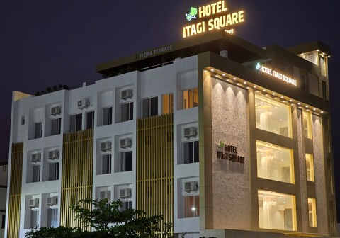 Hotel Itagi Square, Bijapur
