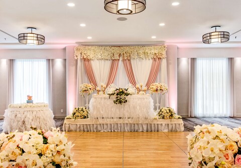 Best Western Premier Calgary Plaza Hotel & Conference Centre