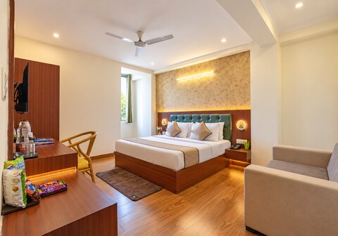 Elite Stay Boutique Hotel 1 Mins from Yashobhoomi