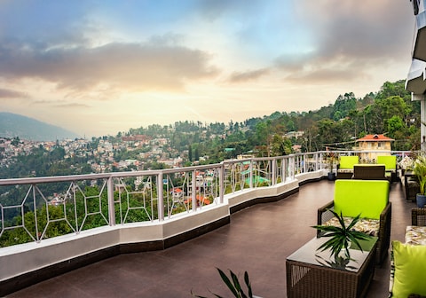 Summit Lillium Hotel & Spa