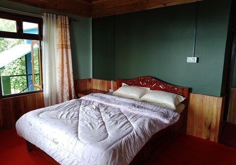 Topgyel Homestay