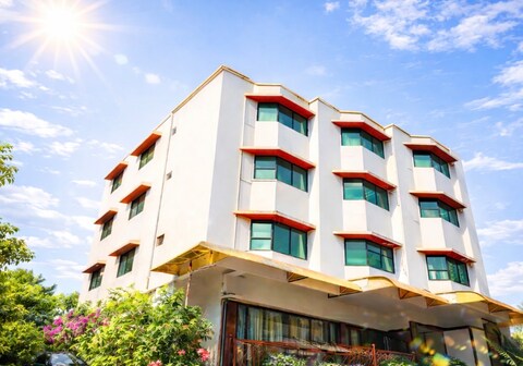 Hotel Vice President