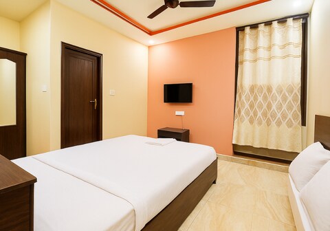 Royal Ruby Hotel - Electronic City