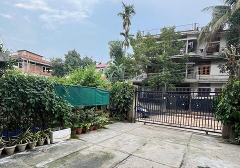 Homestay 32 | One Bed Room Condo | 500m From GNRC