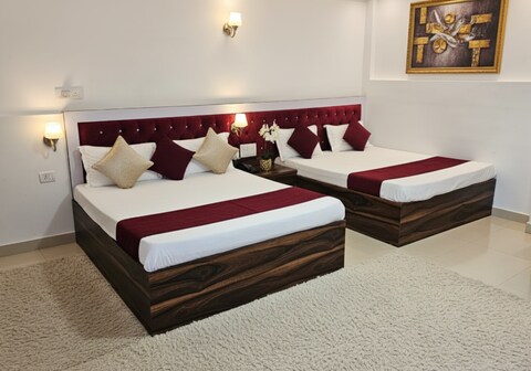 Hotel Jayaditya palace Near Ram Mandir