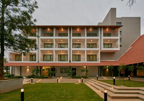 Signature Club Resort