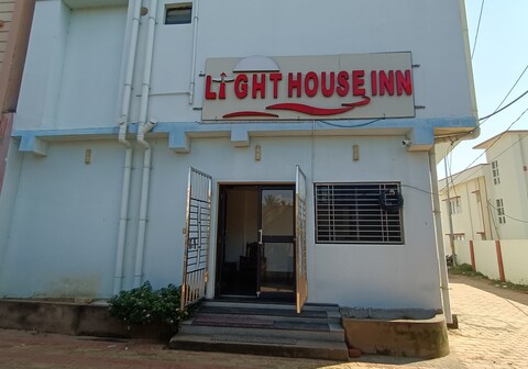 LIGHT HOUSE INN