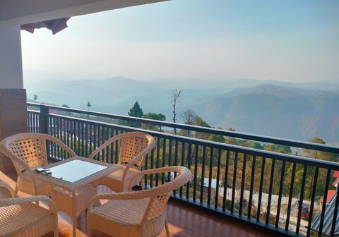 Hipster Tripster Villa