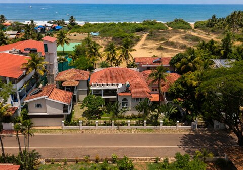 Resort Coqueiral - A Portuguese Heritage Stay by the Sea