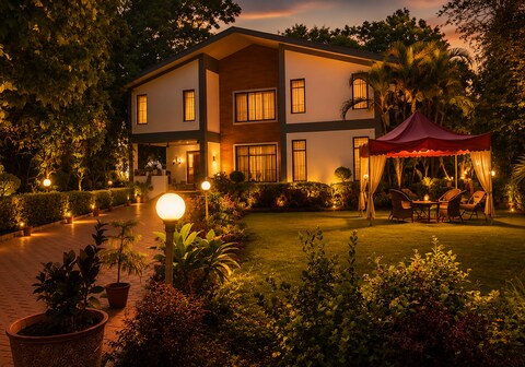 The Castle Villa - Luxury Villa Resort with Private Swimming Pool