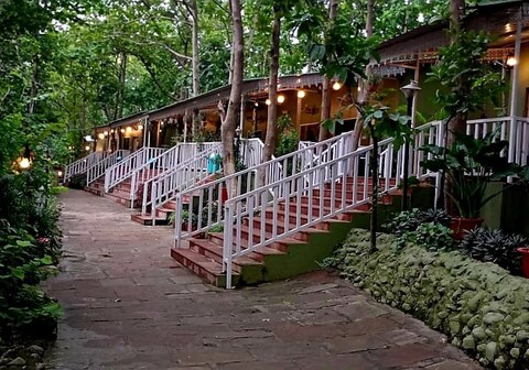 Ratapani Jungle Lodge