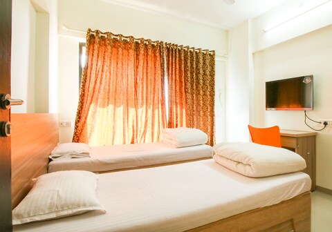 TULIIPSTAYS KANJURMARG PLUTO SUNCITY