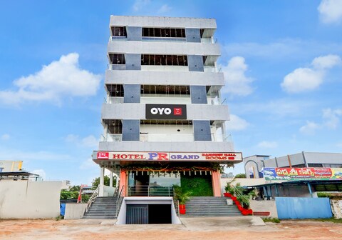 Hotel O PR GRAND