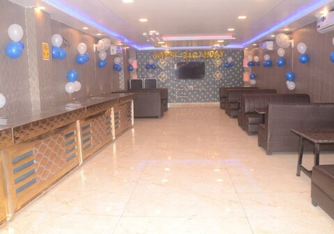 Hotel Uday Residency,Bandikui