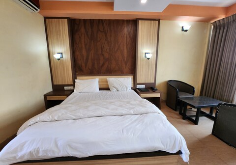 Hotel Ashoka Palace