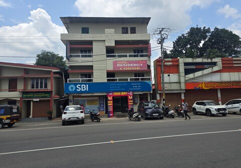GIMMYS LOADGE MALAYATTOOR