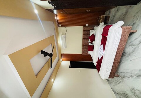 Urban Oak Homestay