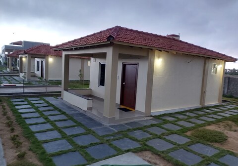 The Huts Cottage