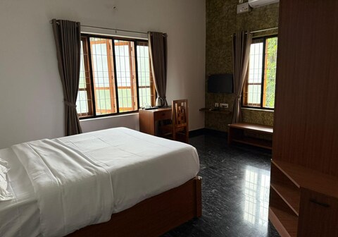 Chithira House Tranquil Holiday Home