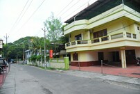 Sreekrishna Kailas Inn, Guruvayoor Sreekrishna Kailas Inn, Guruvayoor
