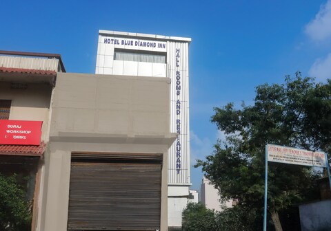 SPOT ON Hotel Blue Diamond Inn