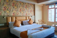 Hotel Shanti Palace, Darjeeling Hotel Shanti Palace, Darjeeling