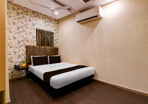 Super Townhouse Parkstreet Formerly Hotel Royal Garden