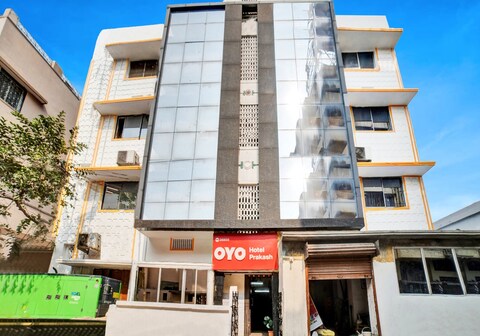 Super Hotel O Prakash Inn