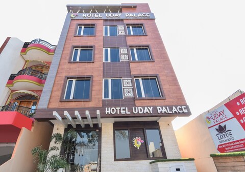 Hotel Uday Palace