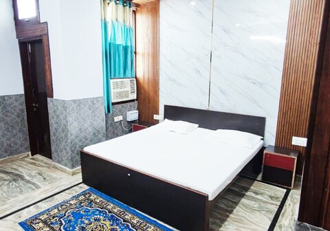 HOTEL SHEETAL RESORT & MIDWAY