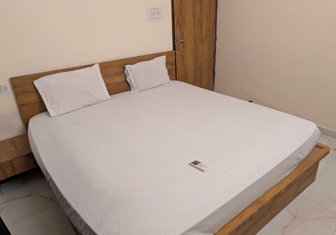 Collection O Biswa Bangla Convention Centre Kolkata Formerly Atithya Inn